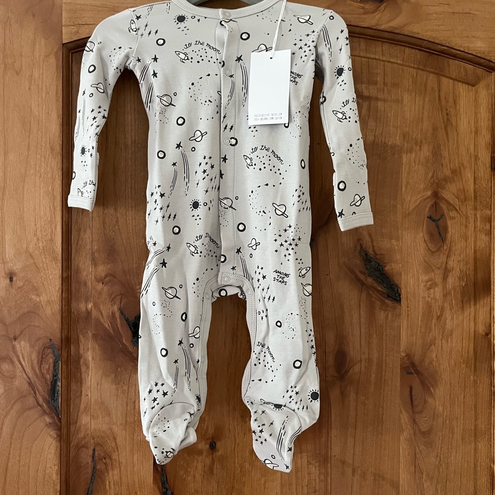 Hart + land Kids One Piece Pajama - planets
